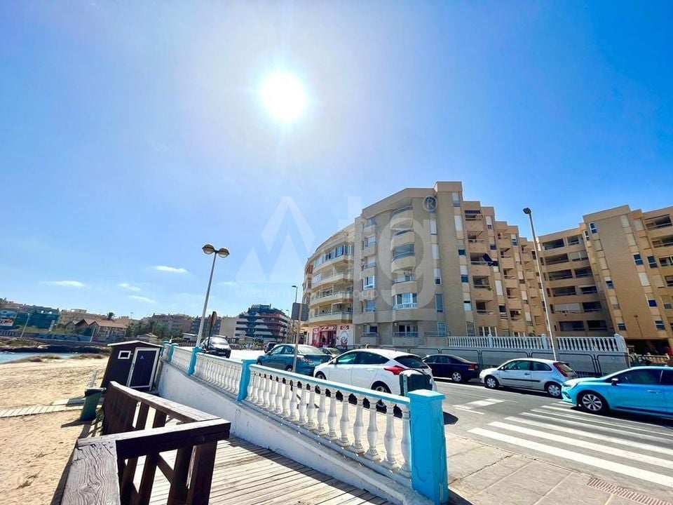2 Schlafzimmer Penthouse-Wohnung in Torrevieja - AG151742 - Foto - 23