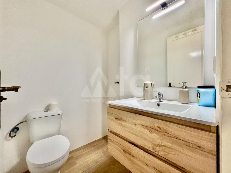 2 Schlafzimmer Penthouse-Wohnung in Torrevieja - AG151742 - Foto - 13