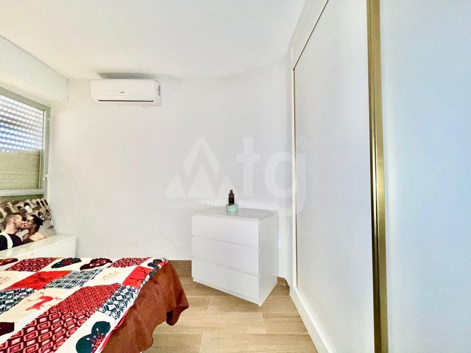 2 Schlafzimmer Penthouse-Wohnung in Torrevieja - AG151742 - Foto - 10
