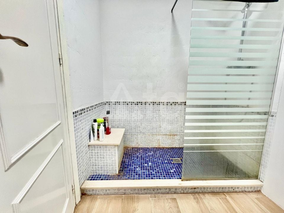 2 Schlafzimmer Penthouse-Wohnung in Torrevieja - AG151742 - Foto - 16