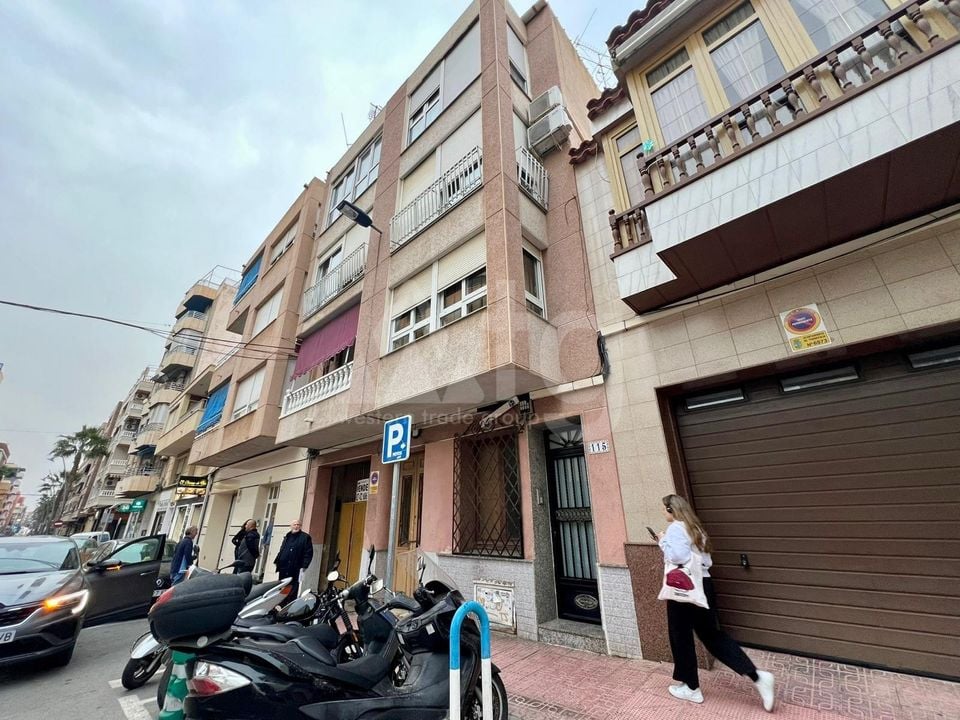 Apartamento de 4 habitaciones en Torrevieja - AG151836 - Foto - 2