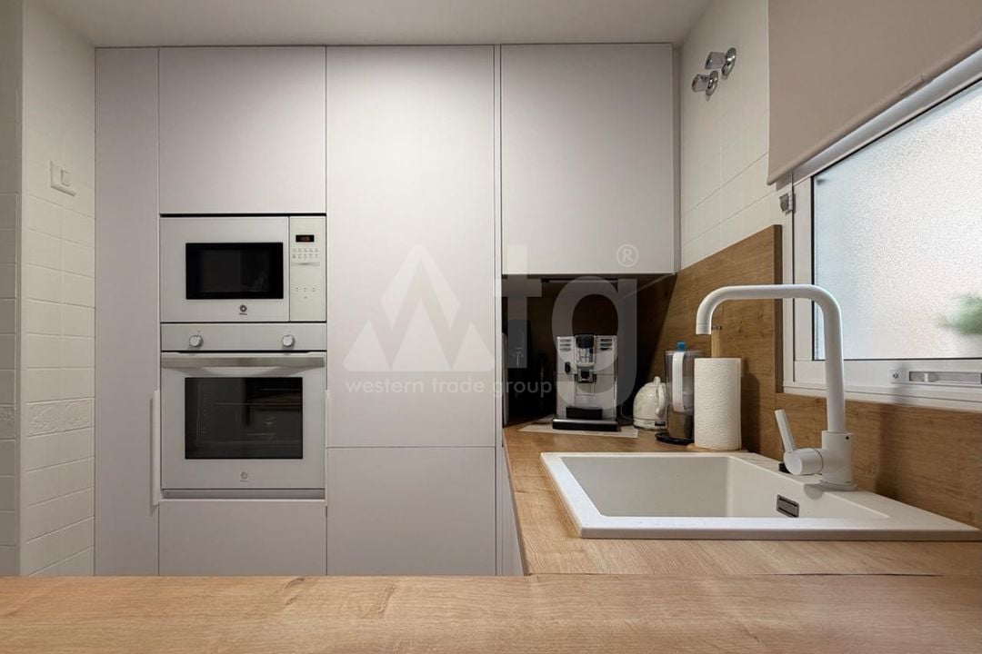 Appartement de 3 chambres à Torrevieja - AG151921 - Photo - 8