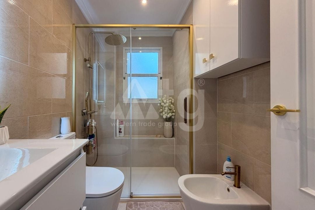 Appartement de 3 chambres à Torrevieja - AG151921 - Photo - 17