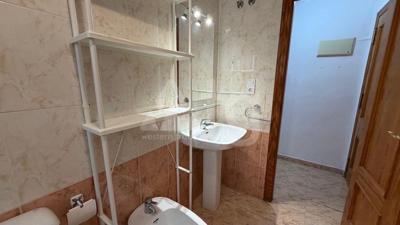 Appartement de 2 chambres à Torrevieja - AG152044 - Photo - 12