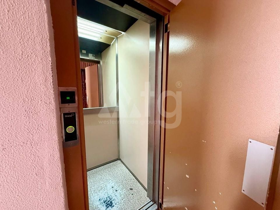 Appartement de 2 chambres à Torrevieja - AG152126 - Photo - 24