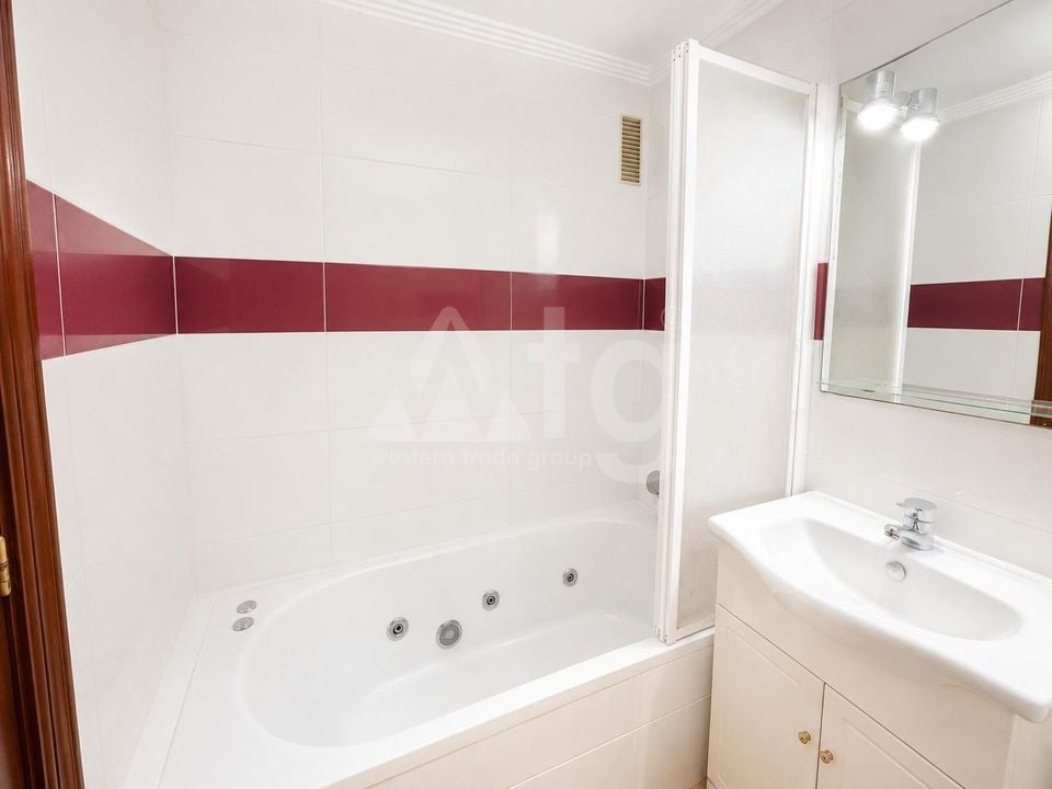 Appartement de 2 chambres à Torrevieja - AG152147 - Photo - 13