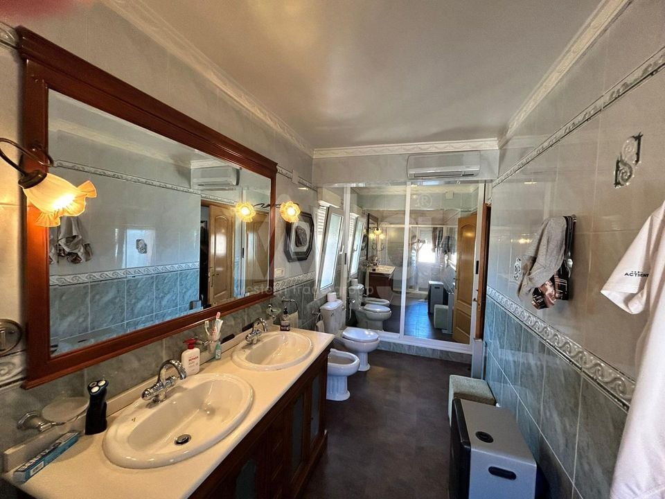 4 bedroom Villa in La Nucia - AG152232 - Photo - 44