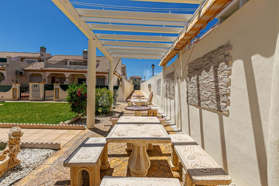 Villa de 2 chambres à Orihuela Costa - AG152280 - Photo - 41
