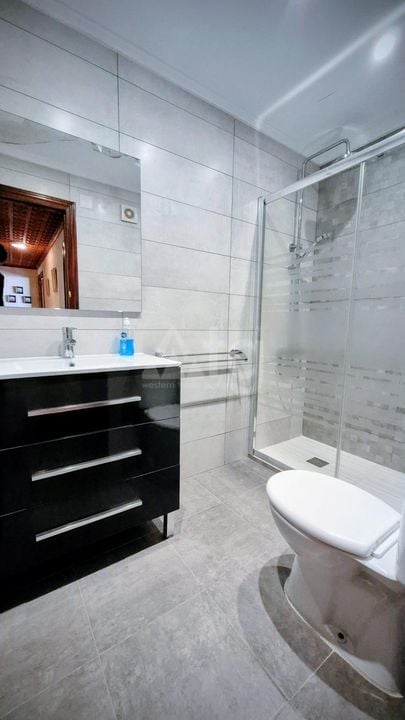 Appartement de 3 chambres à Torrevieja - AG152367 - Photo - 9