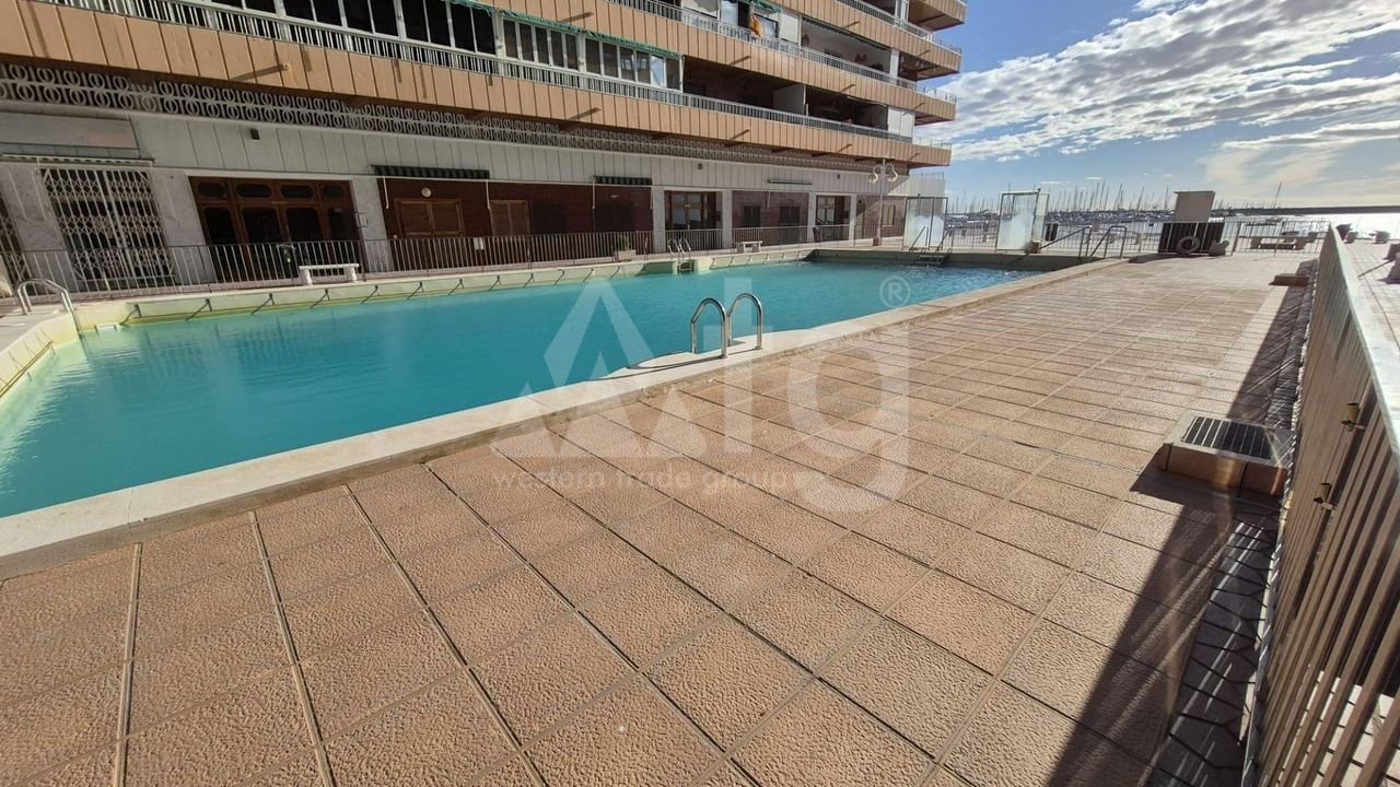 Appartement de 3 chambres à Torrevieja - AG152367 - Photo - 2