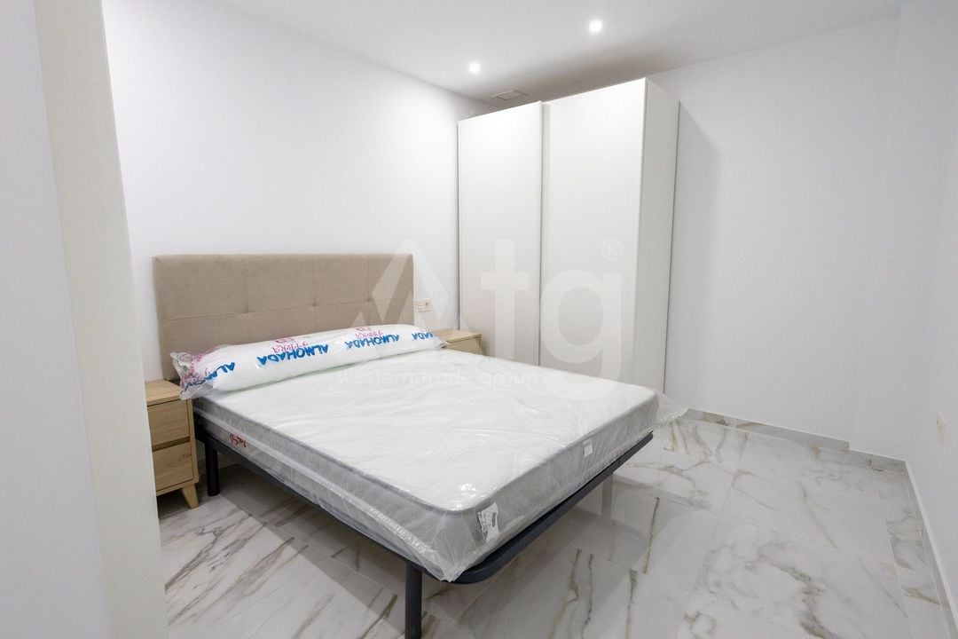 2 bedroom Apartment in Torrevieja - AG152525 - Photo - 6