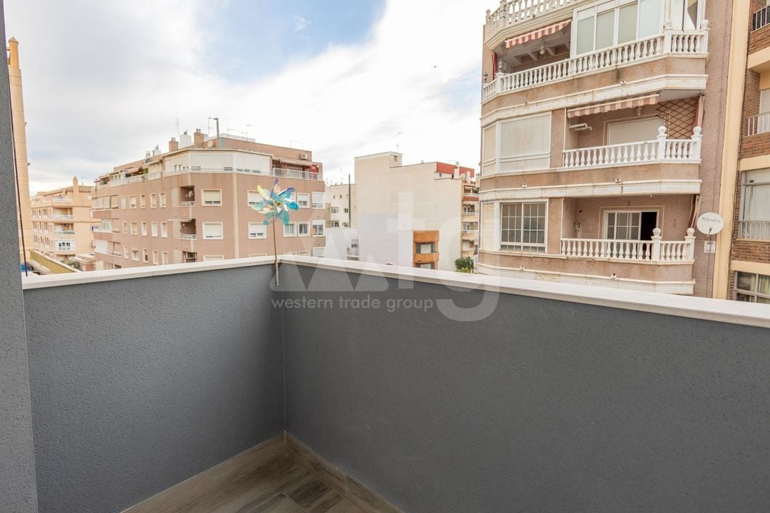 2 bedroom Apartment in Torrevieja - AG152525 - Photo - 12