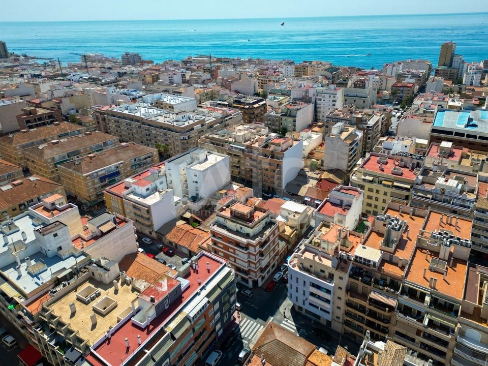 Appartement de 3 chambres à Torrevieja - AG152538 - Photo - 2