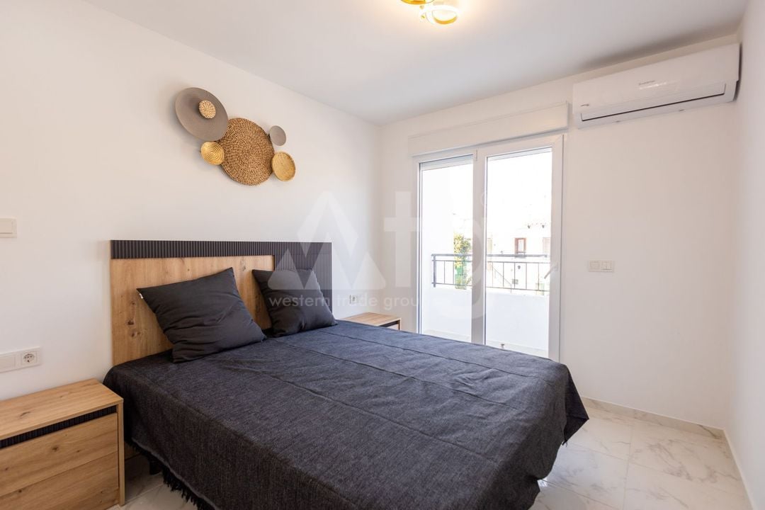 Vilă cu 3 dormitoare în Torrevieja - AG152550 - Imagini - 13