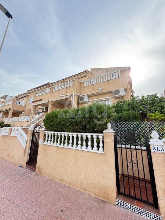 2 bedroom Bungalow in Torrevieja - AG152693 - Photo - 12