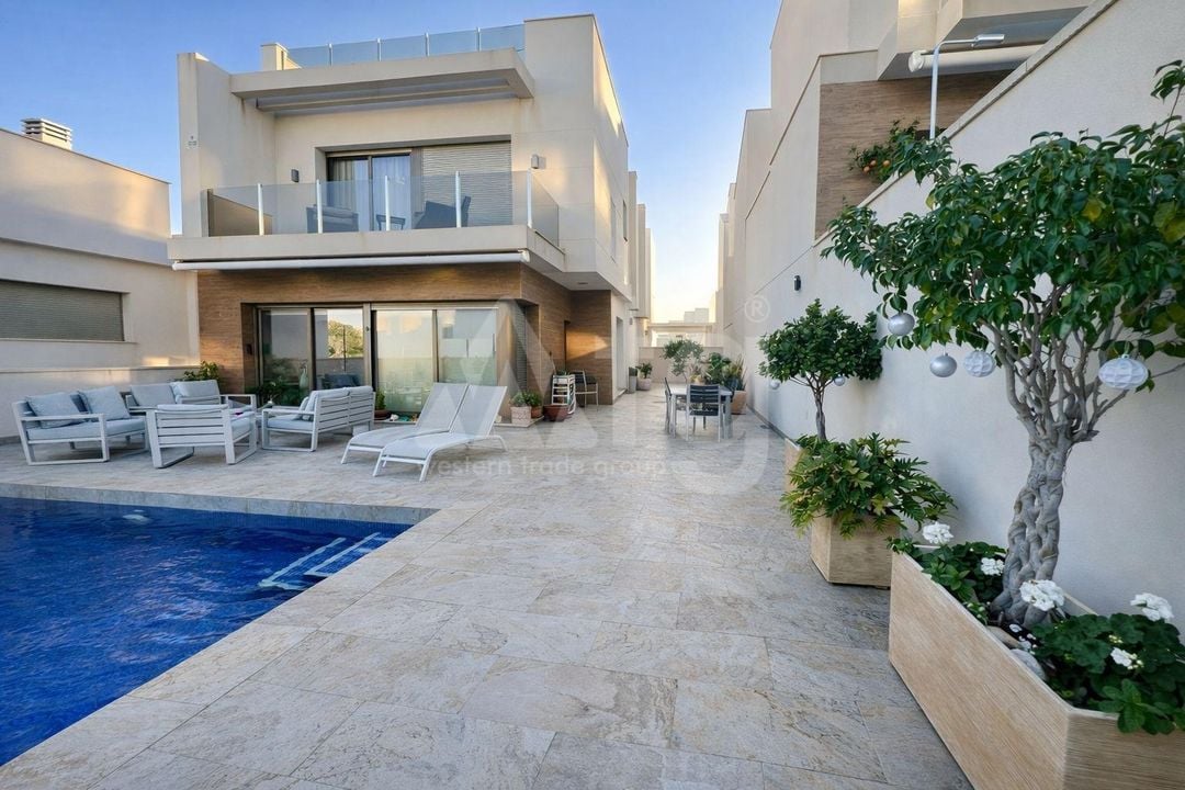 4 bedroom Villa in Villamartin - AG152702 - Photo - 1