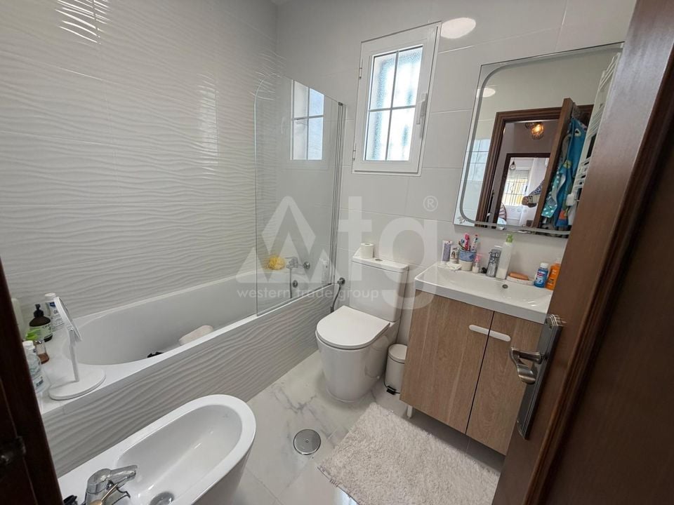 3 bedroom Townhouse in Torrevieja - AG152716 - Photo - 23