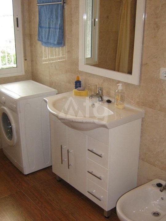 2 Schlafzimmer Doppelhaus in Torrevieja - AG152808 - Foto - 12