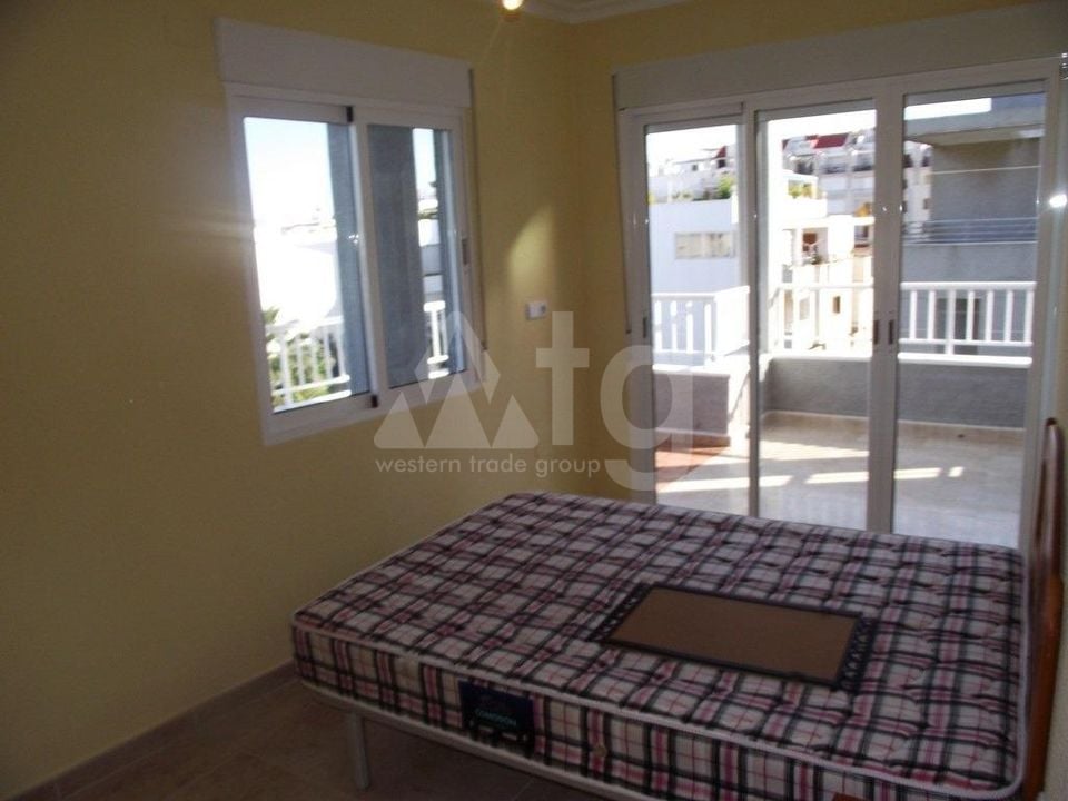2 Schlafzimmer Doppelhaus in Torrevieja - AG152808 - Foto - 9
