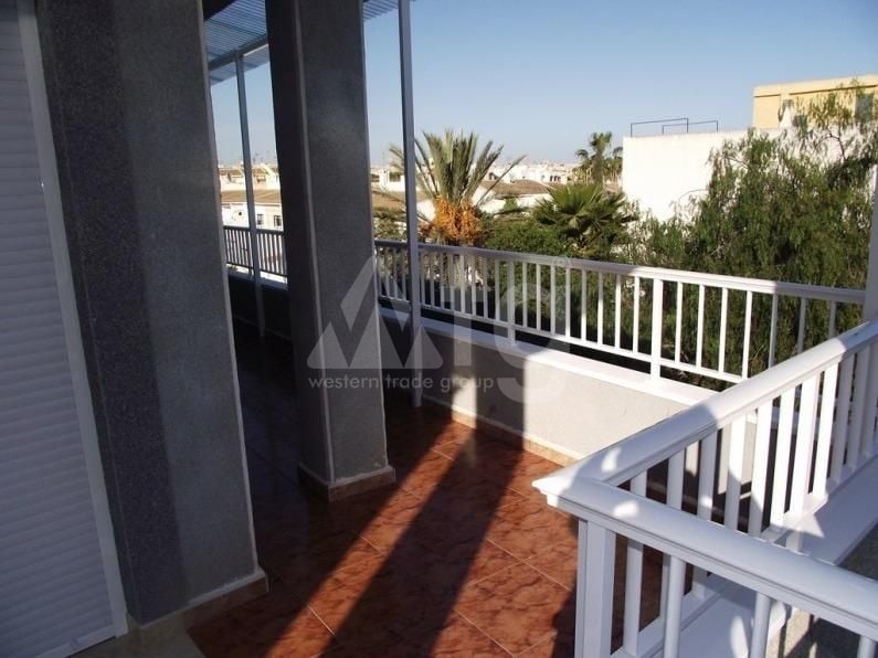 2 Schlafzimmer Doppelhaus in Torrevieja - AG152808 - Foto - 17