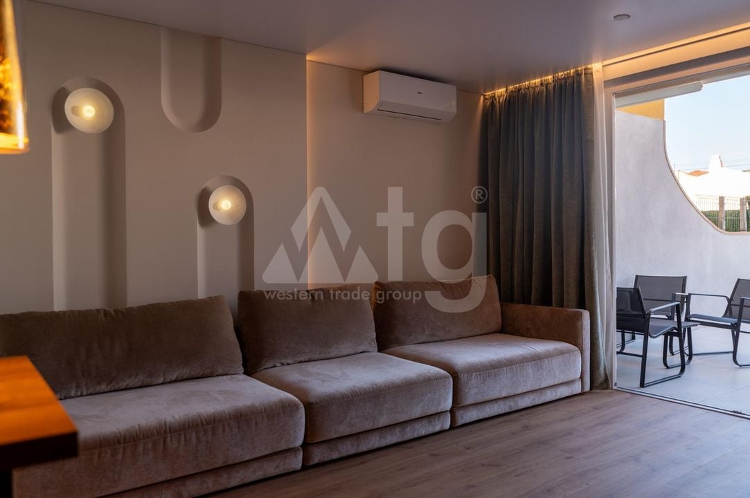 Bungalow de 2 chambres à Torrevieja - ET154871 - Photo - 4