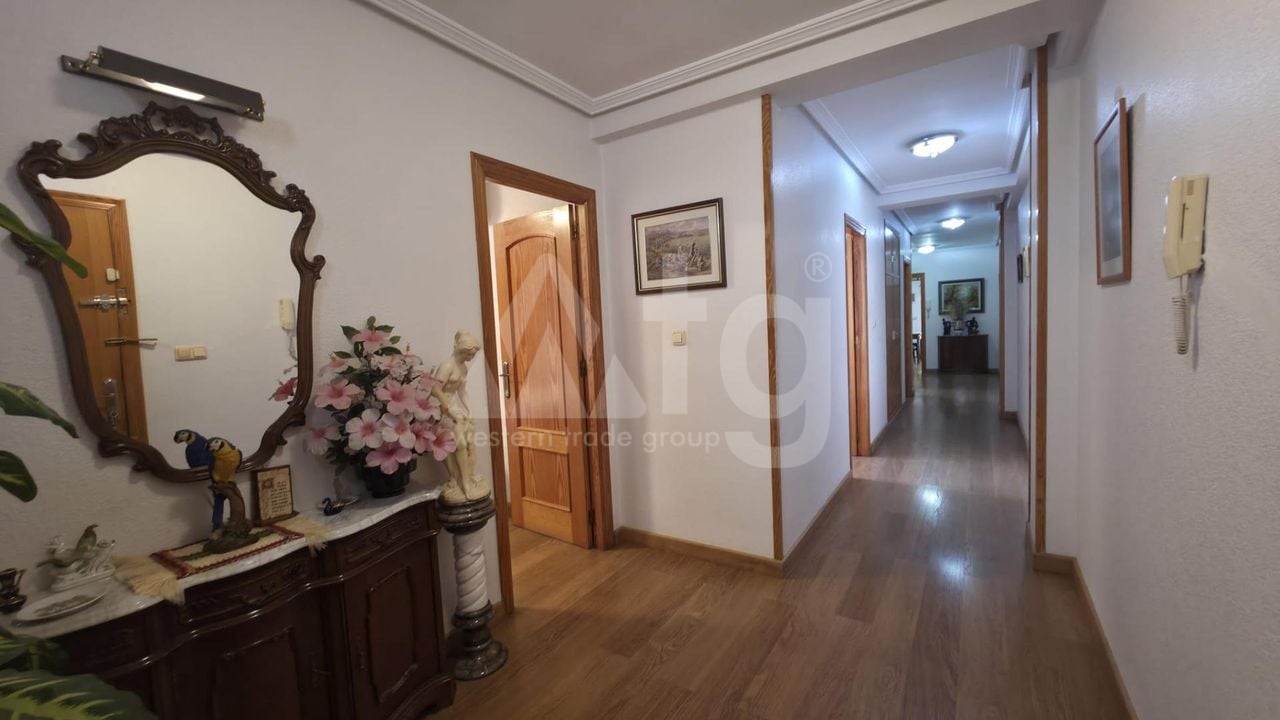 Appartement de 3 chambres à Torrevieja - AG152820 - Photo - 17
