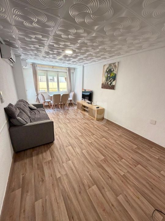 Appartement de 3 chambres à Torrevieja - AG152857 - Photo - 2