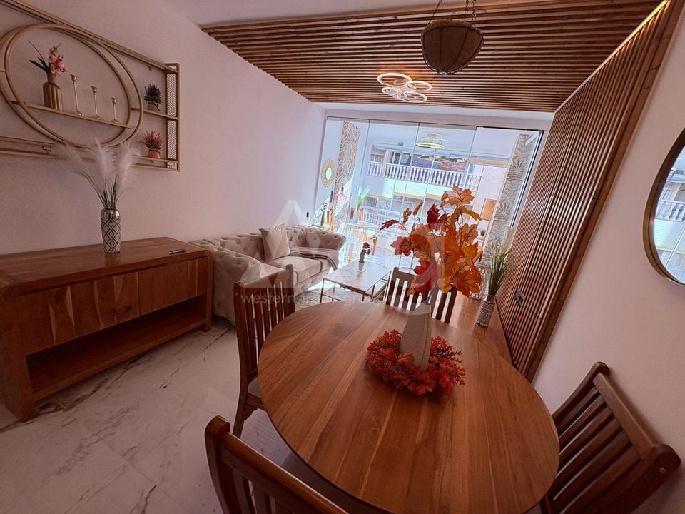 Appartement de 2 chambres à Torrevieja - AG152860 - Photo - 2