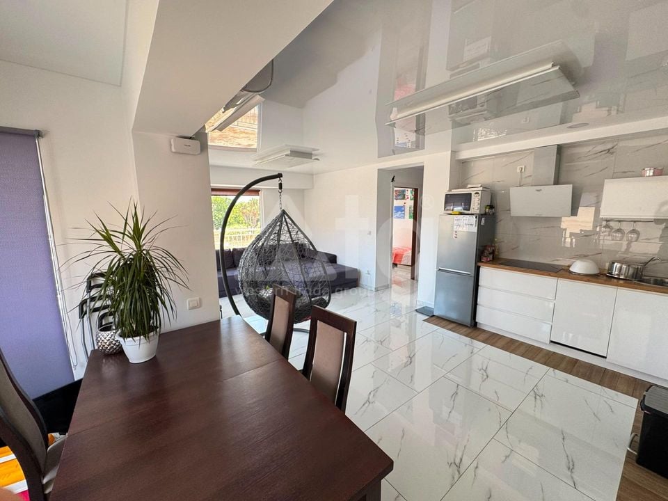 Appartement de 2 chambres à Torrevieja - AG152862 - Photo - 4