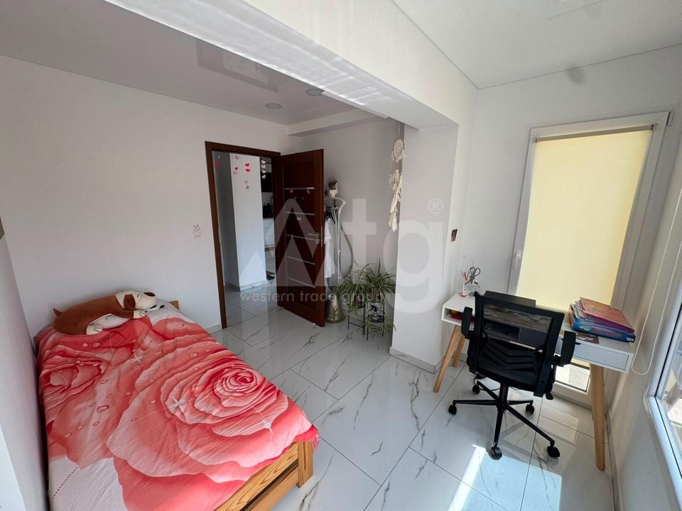 Appartement de 2 chambres à Torrevieja - AG152862 - Photo - 7