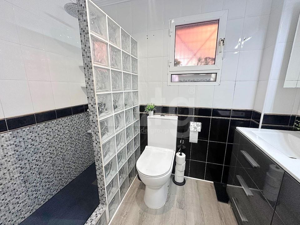 Townhouse de 3 chambres à Guardamar del Segura - AG152876 - Photo - 18