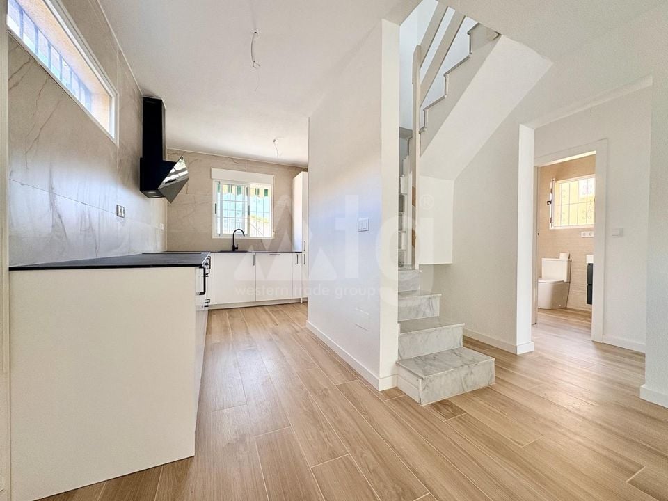 4 bedroom Villa in Torrevieja - AG152883 - Photo - 6