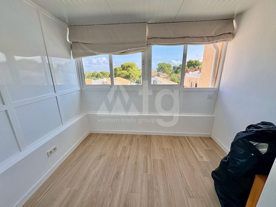 4 bedroom Villa in Torrevieja - AG152883 - Photo - 14