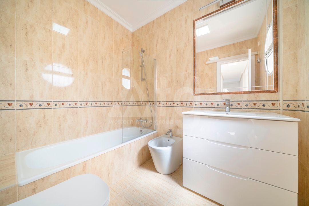 4 bedroom Villa in Orihuela Costa - CBB153017 - Photo - 16