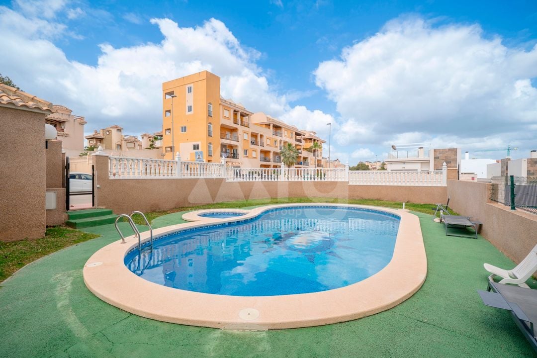 4 bedroom Villa in Orihuela Costa - CBB153017 - Photo - 3
