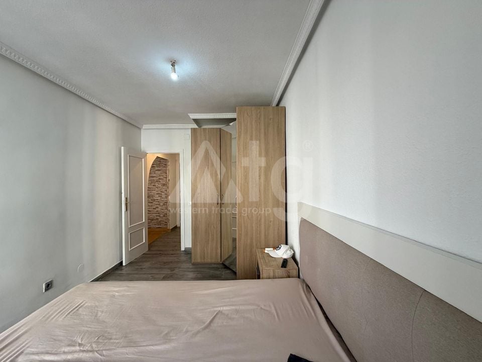 2 bedroom Apartment in Torrevieja - AG153052 - Photo - 12