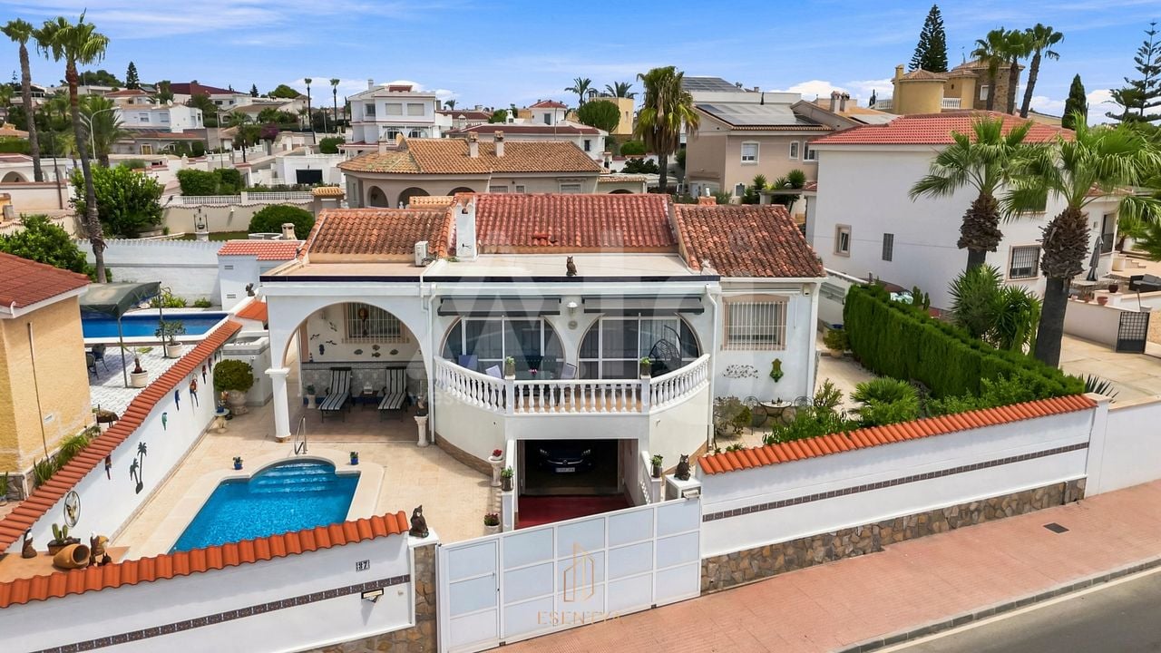 3 bedroom Villa in Ciudad Quesada - EE153087 - Photo - 1