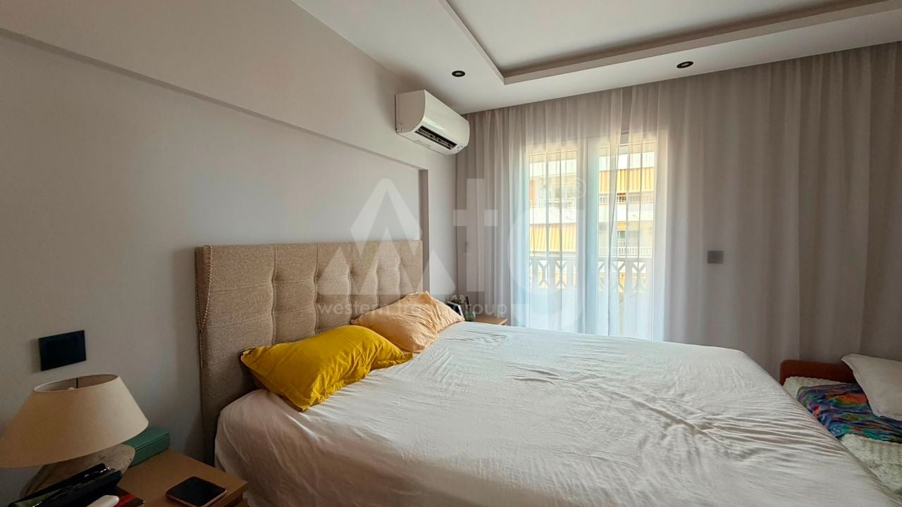2 bedroom Apartment in Punta Prima - LR153123 - Photo - 10