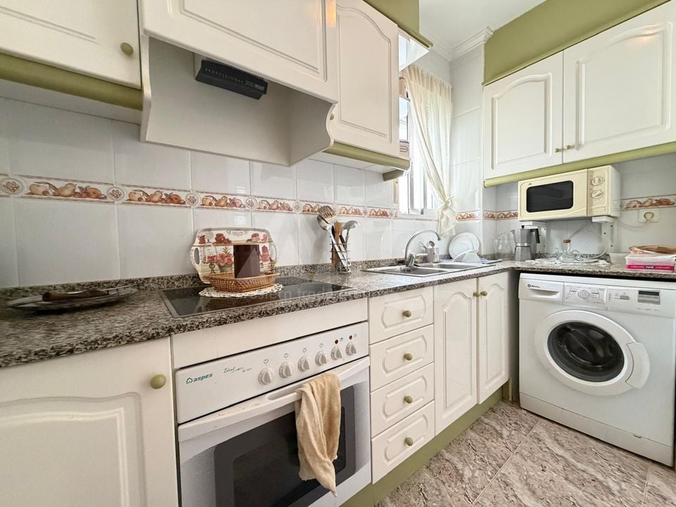 2 bedroom Apartment in Torrevieja - AG153215 - Photo - 5