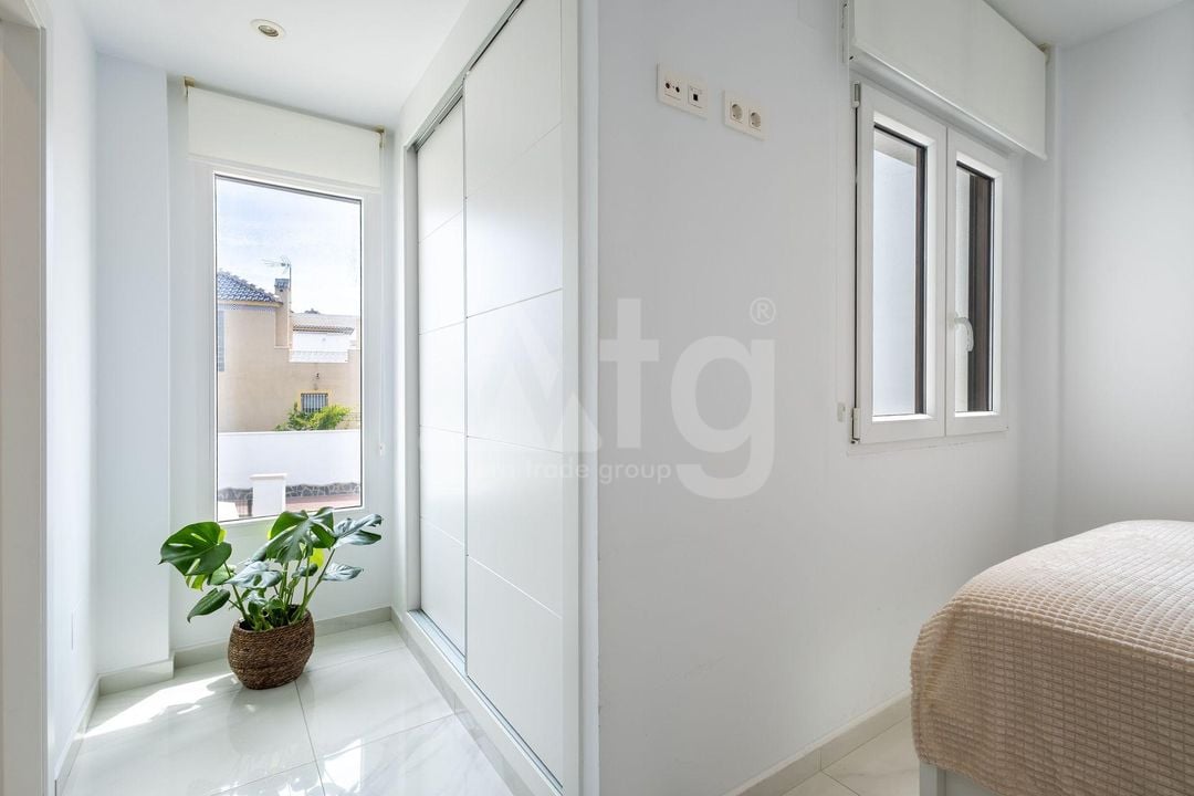 3 bedroom Villa in Torrevieja - AG153223 - Photo - 15