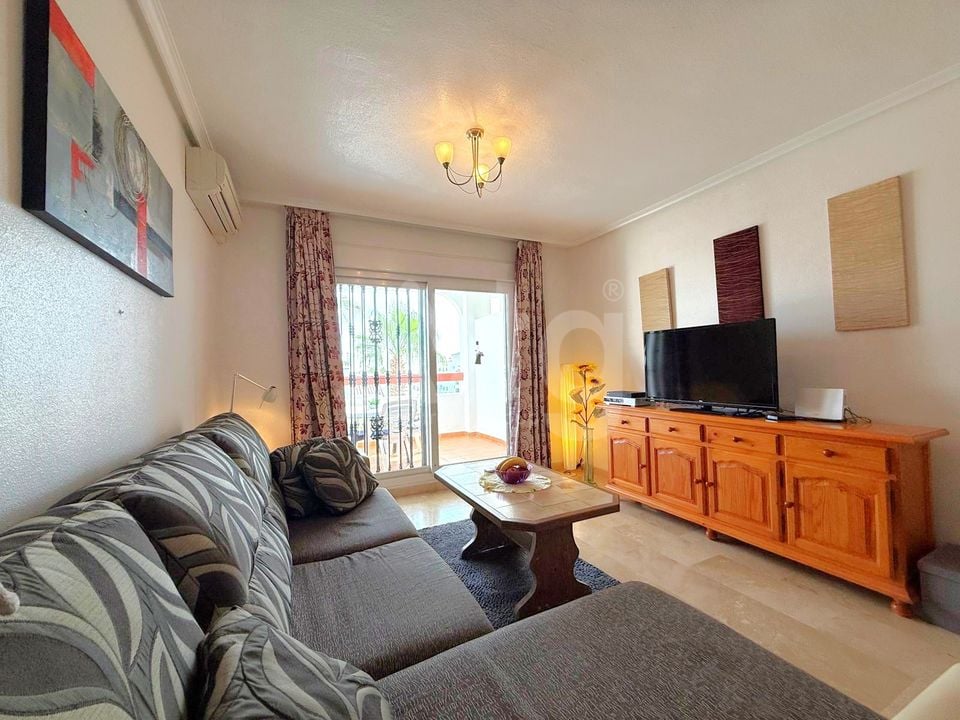 2 bedroom Apartment in Orihuela Costa - VH153302 - Photo - 3