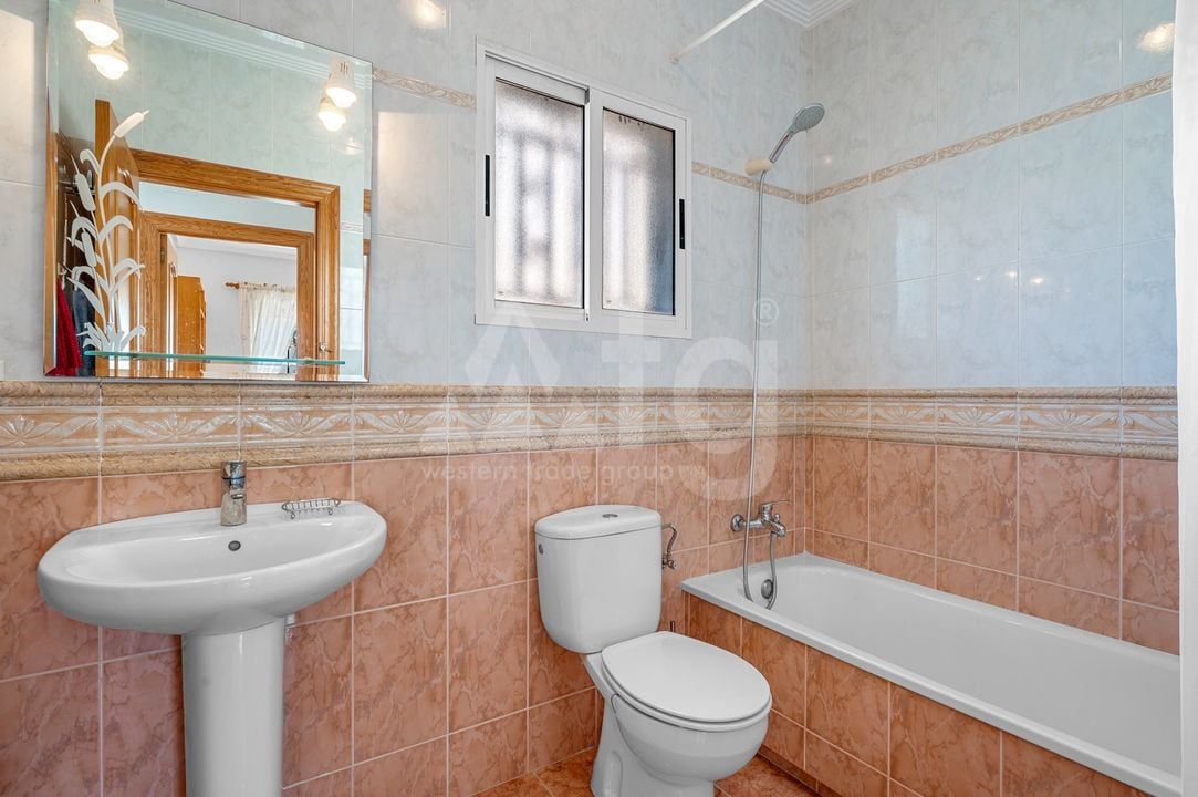 Villa de 3 chambres à Las Filipinas - CBW153515 - Photo - 23
