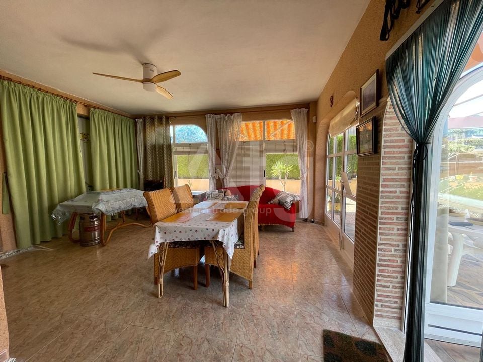 Villa de 4 chambres à Cabo Roig - LR153623 - Photo - 2