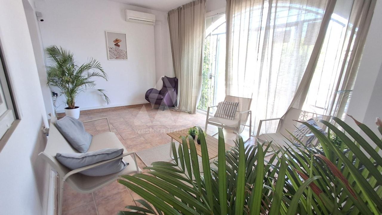 3 bedroom Townhouse in Playa Flamenca - HRE153625 - Photo - 5