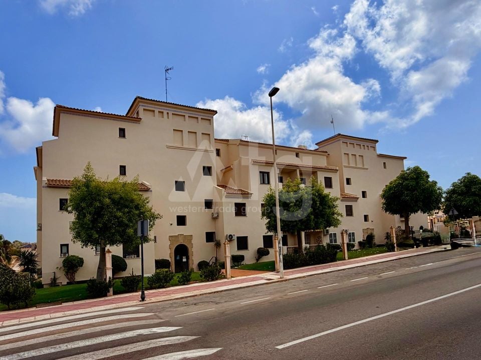3 bedroom Penthouse in Las Ramblas - HRE153627 - Photo - 36