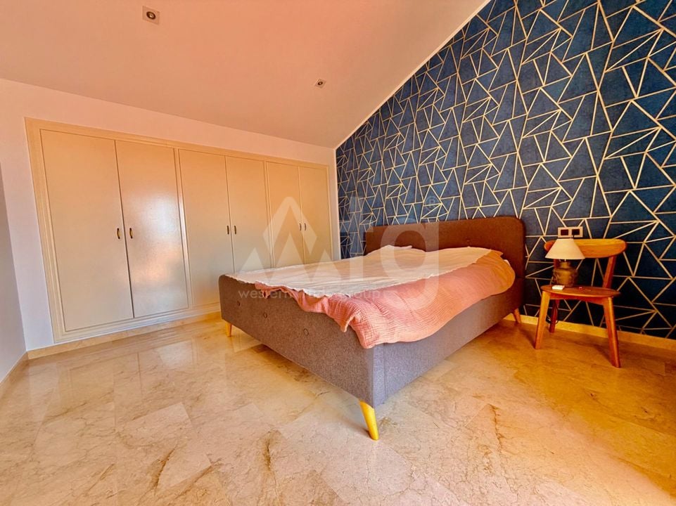 3 bedroom Penthouse in Las Ramblas - HRE153627 - Photo - 16