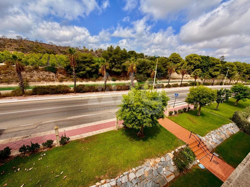 3 bedroom Penthouse in Las Ramblas - HRE153627 - Photo - 32