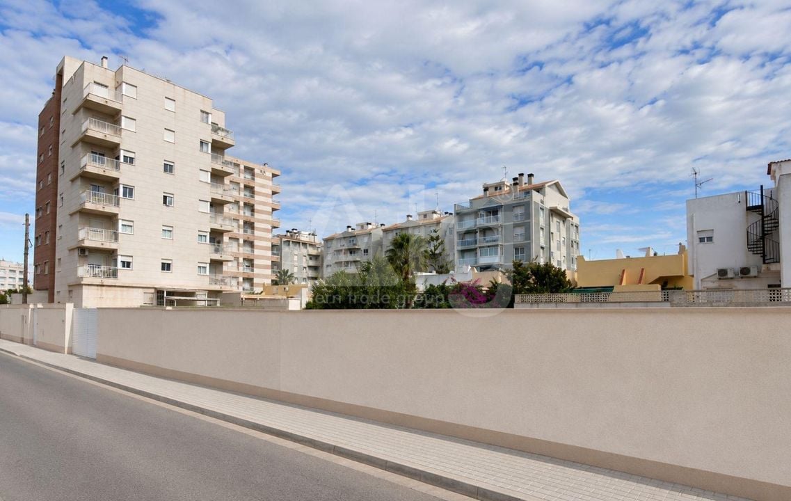  Plot in Torrevieja- CT153692 - Photo - 2
