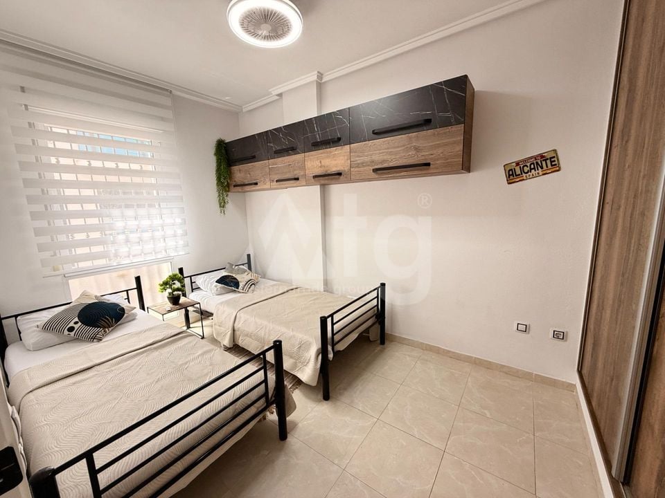 Appartement de 2 chambres à Torrevieja - AG153733 - Photo - 15