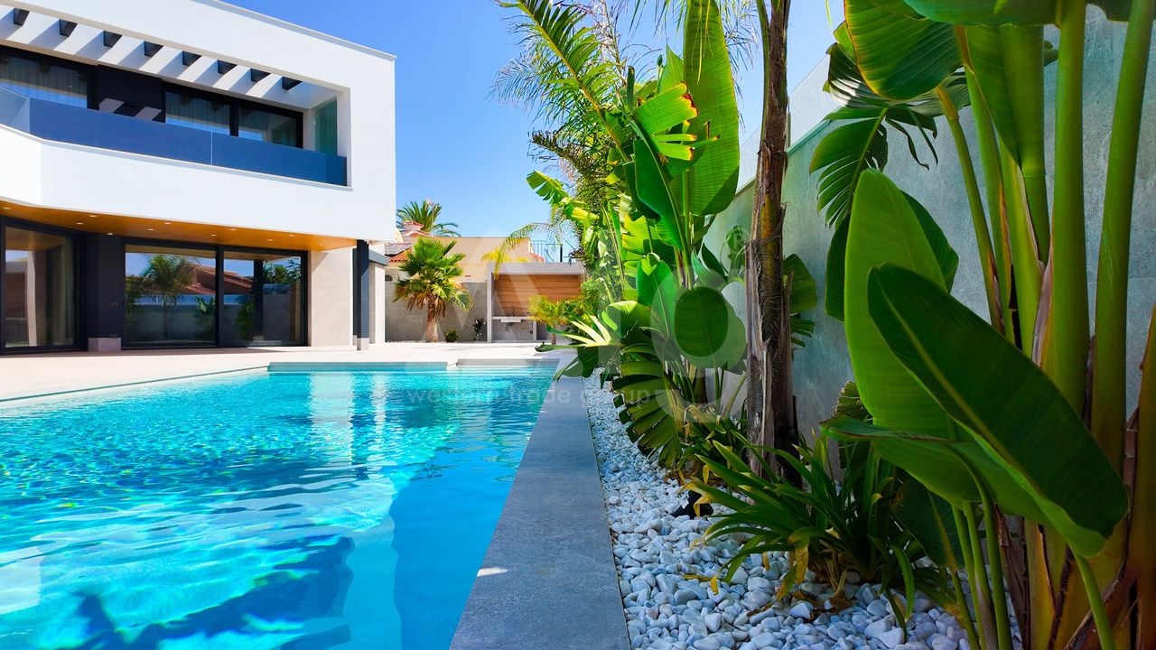 Villa de 4 chambres à Ciudad Quesada - ET153888 - Photo - 3